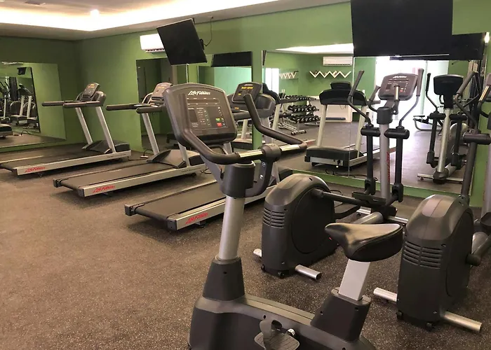 Modern With Pool Gym And Rooftop Views * Playa del Carmen
